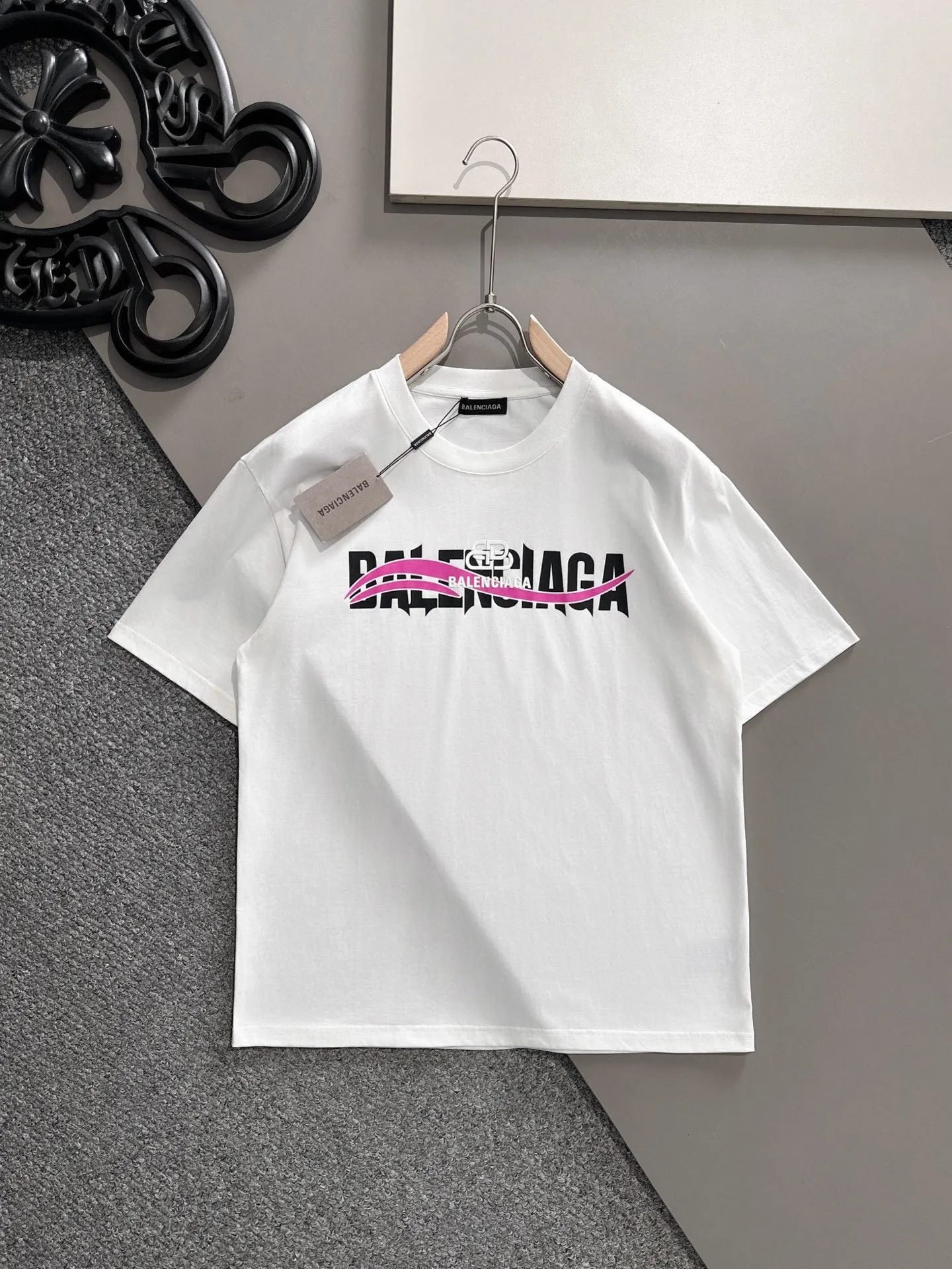 2026 New Arrival New Arrival T Premium ！ logo Premium . . . . . ！ ！ ：Black White Sizes：M-3XL